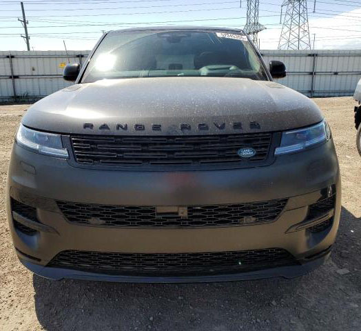 2025 Range Rover Sport P530 Dynamic SE - Image 3