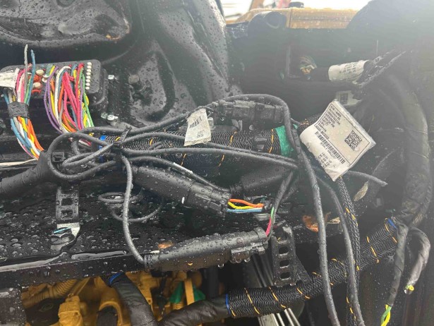 2025 Caterpillar 304 Excavator - Image 10