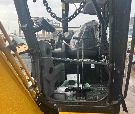 2025 Caterpillar 304 Excavator - Image 11