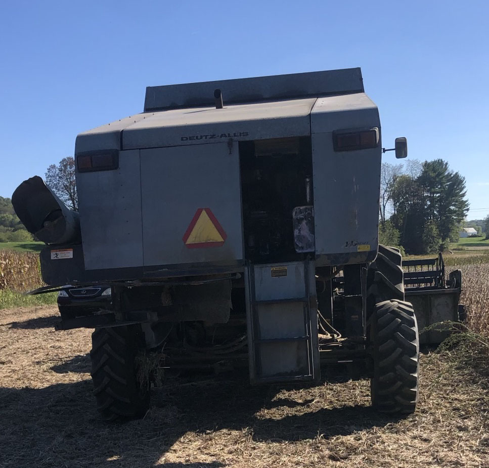 1992 Gleaner R52 Combine - Image 7