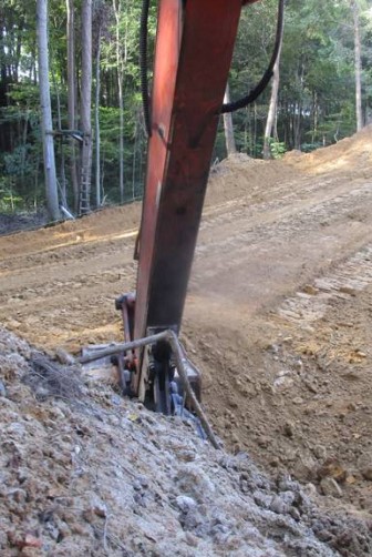 2007 Hitachi ZX160LC Excavator - Image 10