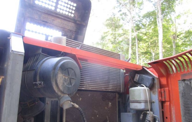 2007 Hitachi ZX160LC Excavator - Image 13