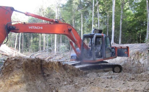 2007 Hitachi ZX160LC Excavator - Image 2