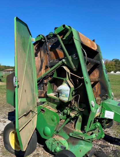 2012 John Deere 458 Baler - Image 2