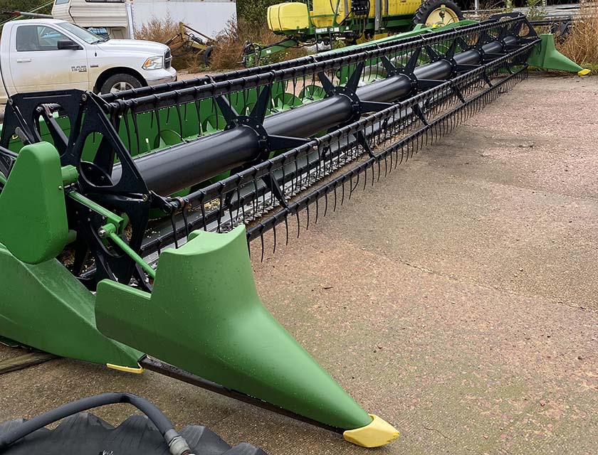 2009 John Deere 635F Header
