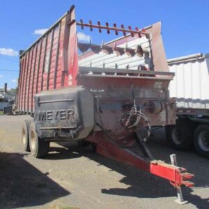 2016 Meyer RT220 Forage Wagon