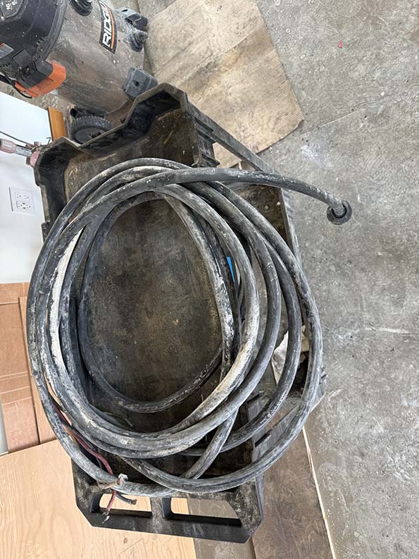 Assorted Contractor Tools - Image 19