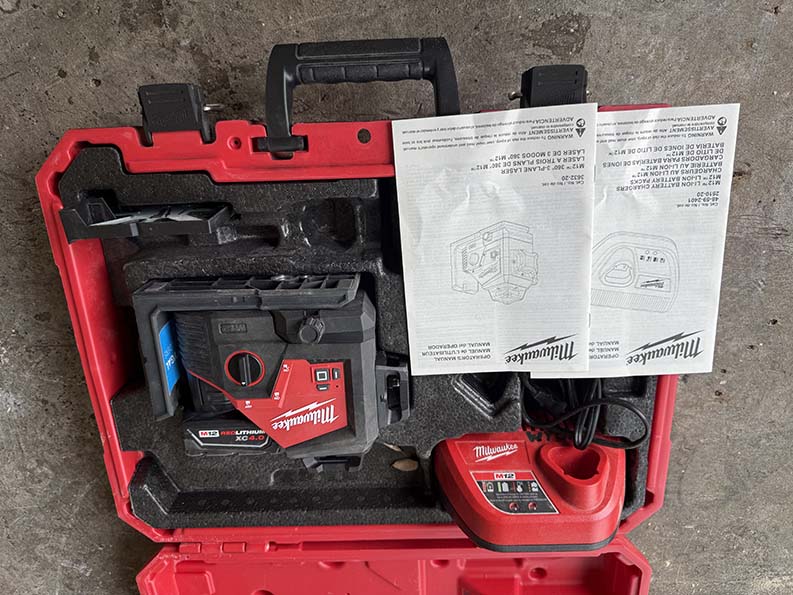 Assorted Contractor Tools - Image 31