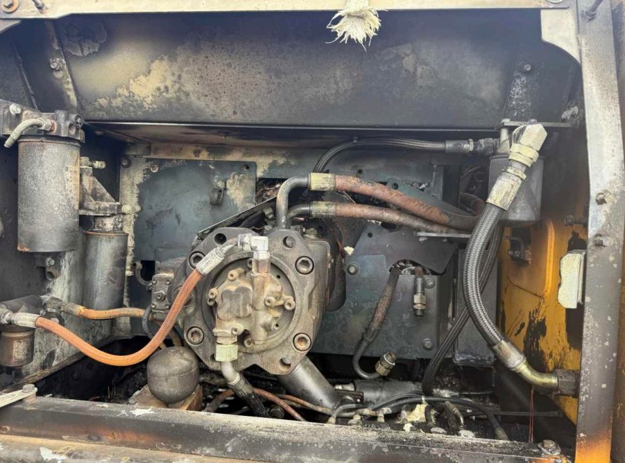 2012 Volvo EC300DL Excavator - Image 12