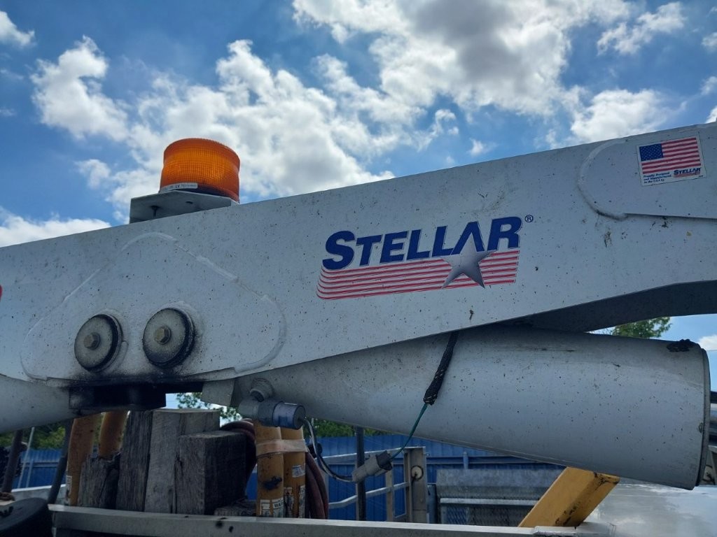 2021 Ford F550 Knuckle Boom Service Truck - Image 16