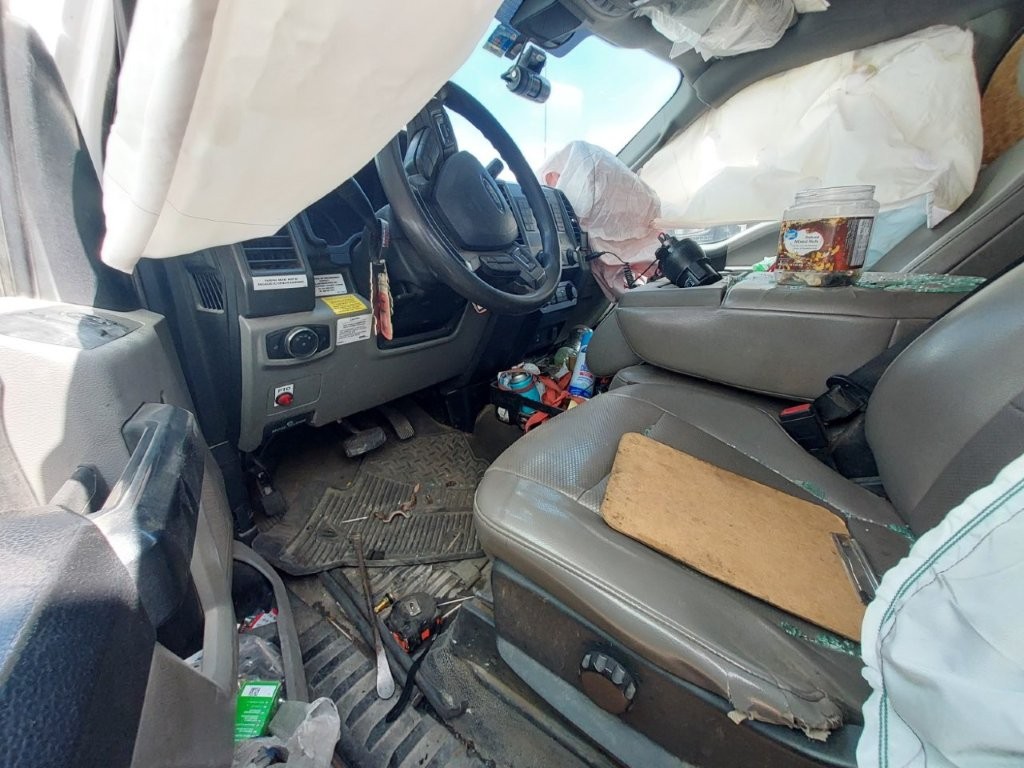 2021 Ford F550 Knuckle Boom Service Truck - Image 2