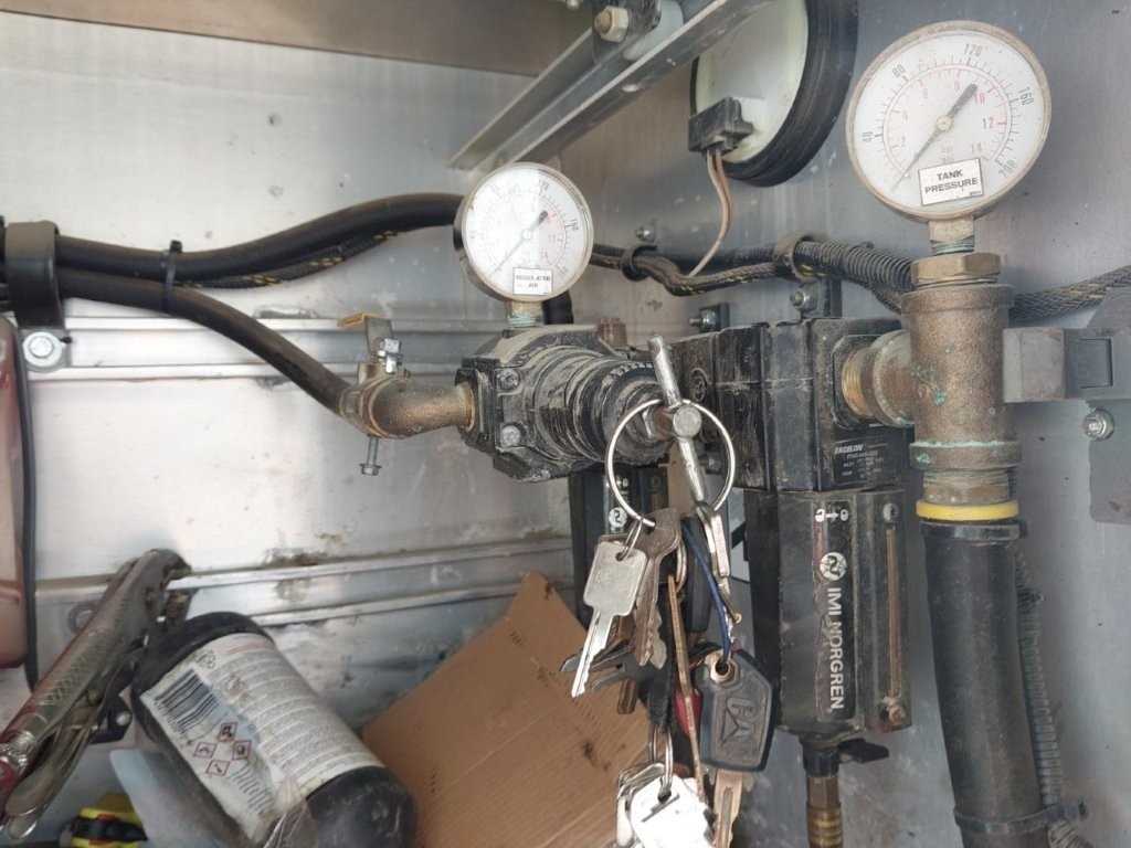 2021 Ford F550 Knuckle Boom Service Truck - Image 22