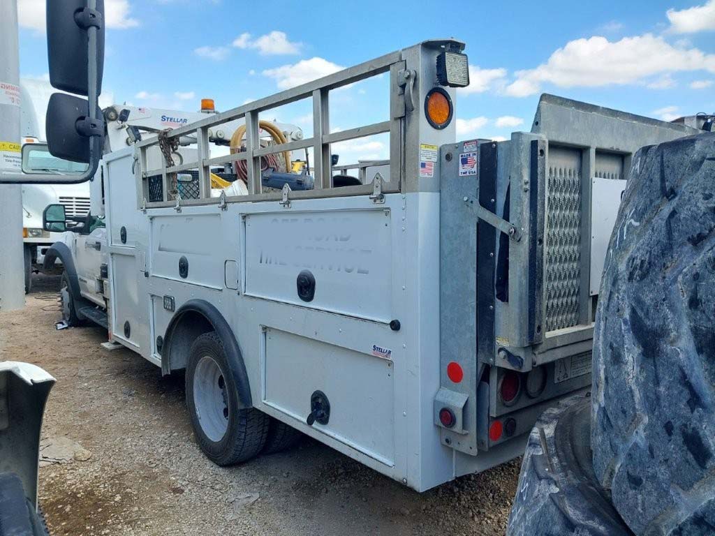 2021 Ford F550 Knuckle Boom Service Truck - Image 8