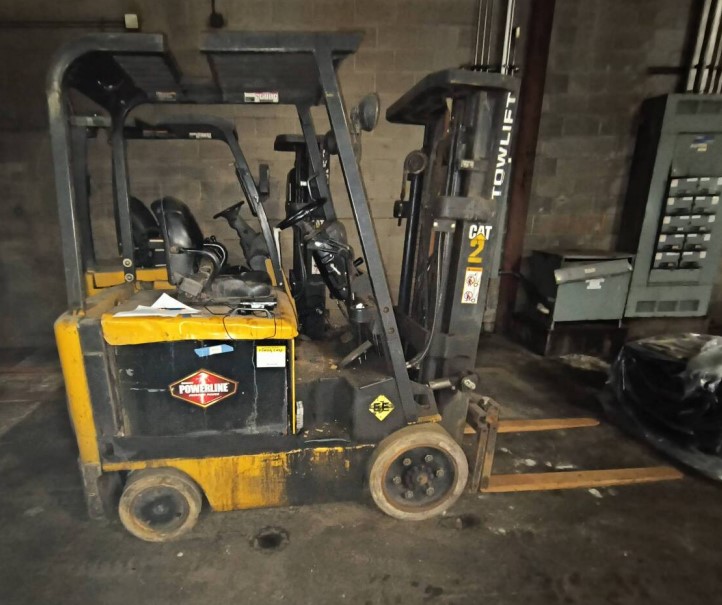 Caterpillar Electric Forklifts