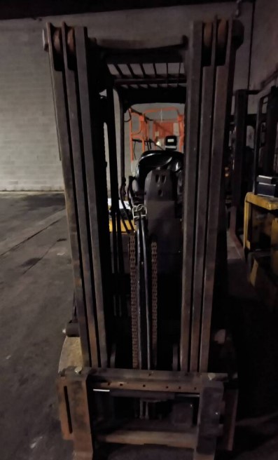 Caterpillar Electric Forklifts - Image 6