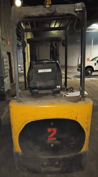 Caterpillar Electric Forklifts - Image 7