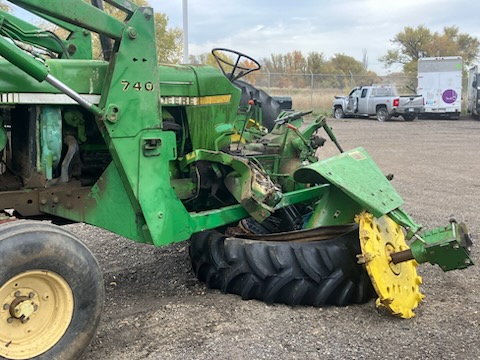 1984 John Deere 2150 Tractor - Image 2
