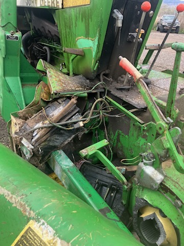 1984 John Deere 2150 Tractor - Image 4