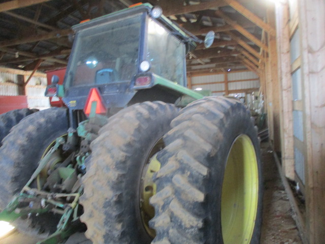 1990 John Deere 4955 Tractor - Image 16