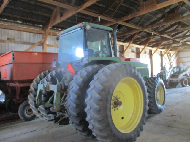 1990 John Deere 4955 Tractor - Image 8
