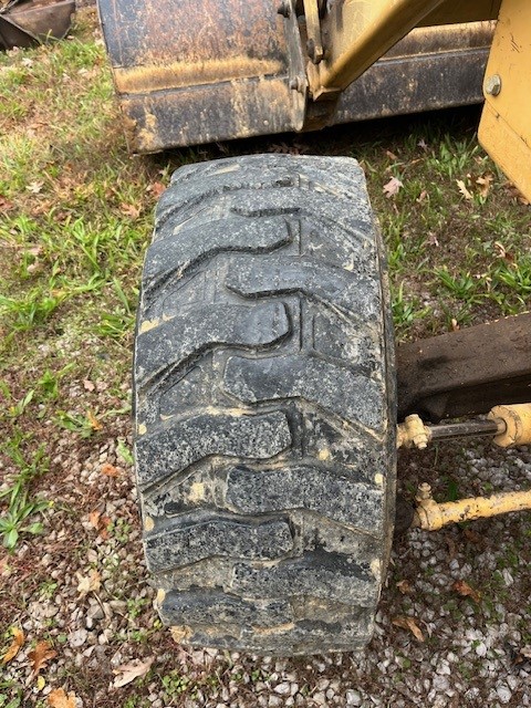 1993 Ford 455D Backhoe - Image 15