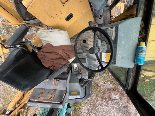 1993 Ford 455D Backhoe - Image 22
