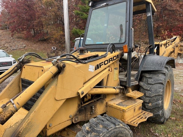 1993 Ford 455D Backhoe - Image 6