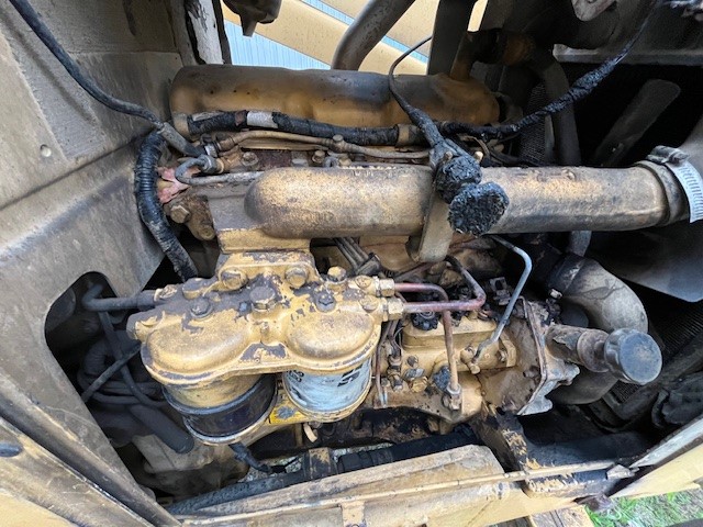 1993 Ford 455D Backhoe - Image 9