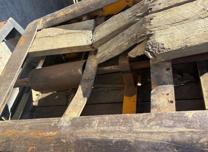 1996 Trail Boss 50 Ton 48′ Tri-Axle 9′ Trailer - Image 15