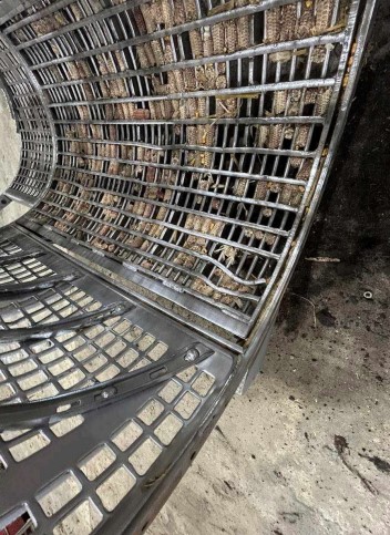 1998 Gleaner R62 Combine - Image 5