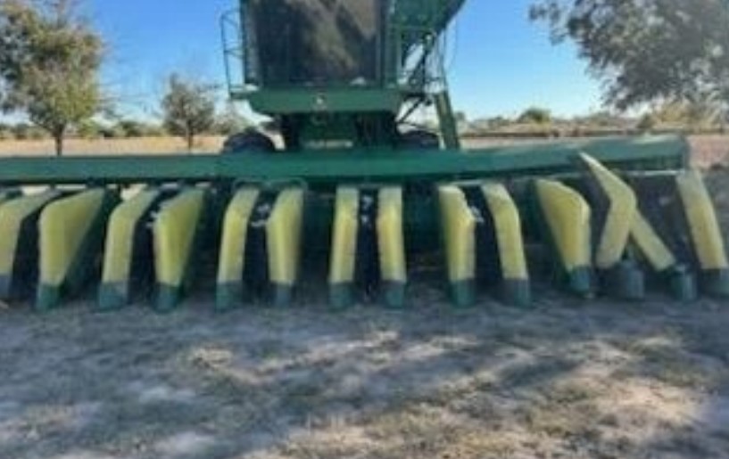 1999 John Deere 7455 Cotton Picker