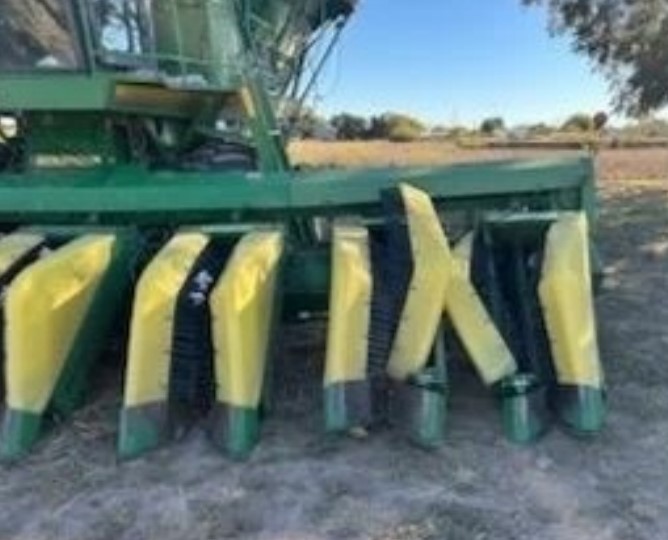 1999 John Deere 7455 Cotton Picker - Image 2