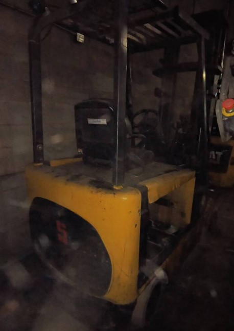 Caterpillar Electric Forklifts - Image 12
