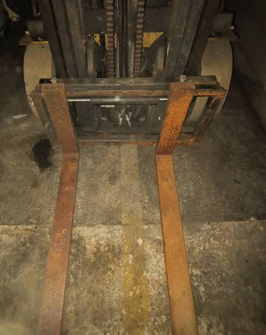 Caterpillar Electric Forklifts - Image 16