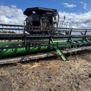 2004 John Deere 630 Header