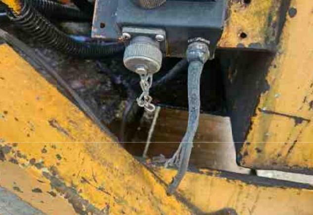 2001 Lee Boy L8500T Paver - Image 7