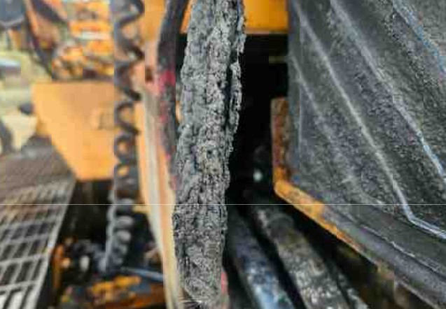 2001 Lee Boy L8500T Paver - Image 9