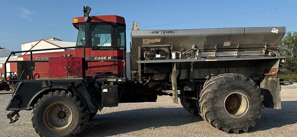 2002 Case IH FLX4300 Floater - Image 4