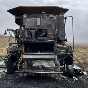 2002 John Deere 9650 Combine