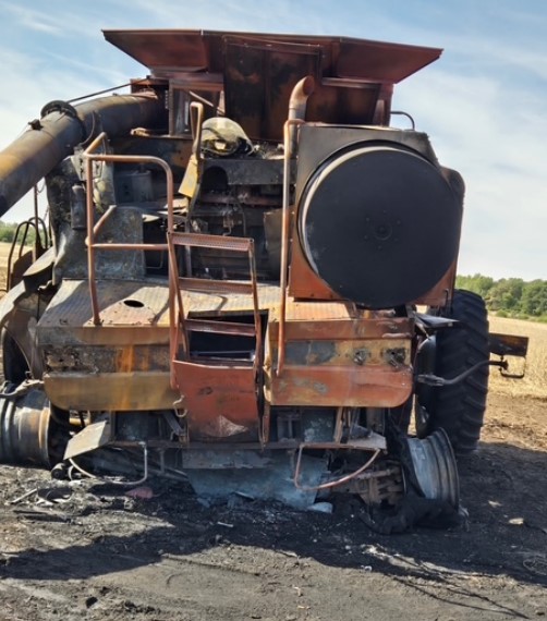 2003 Case IH 2388 Combine - Image 4