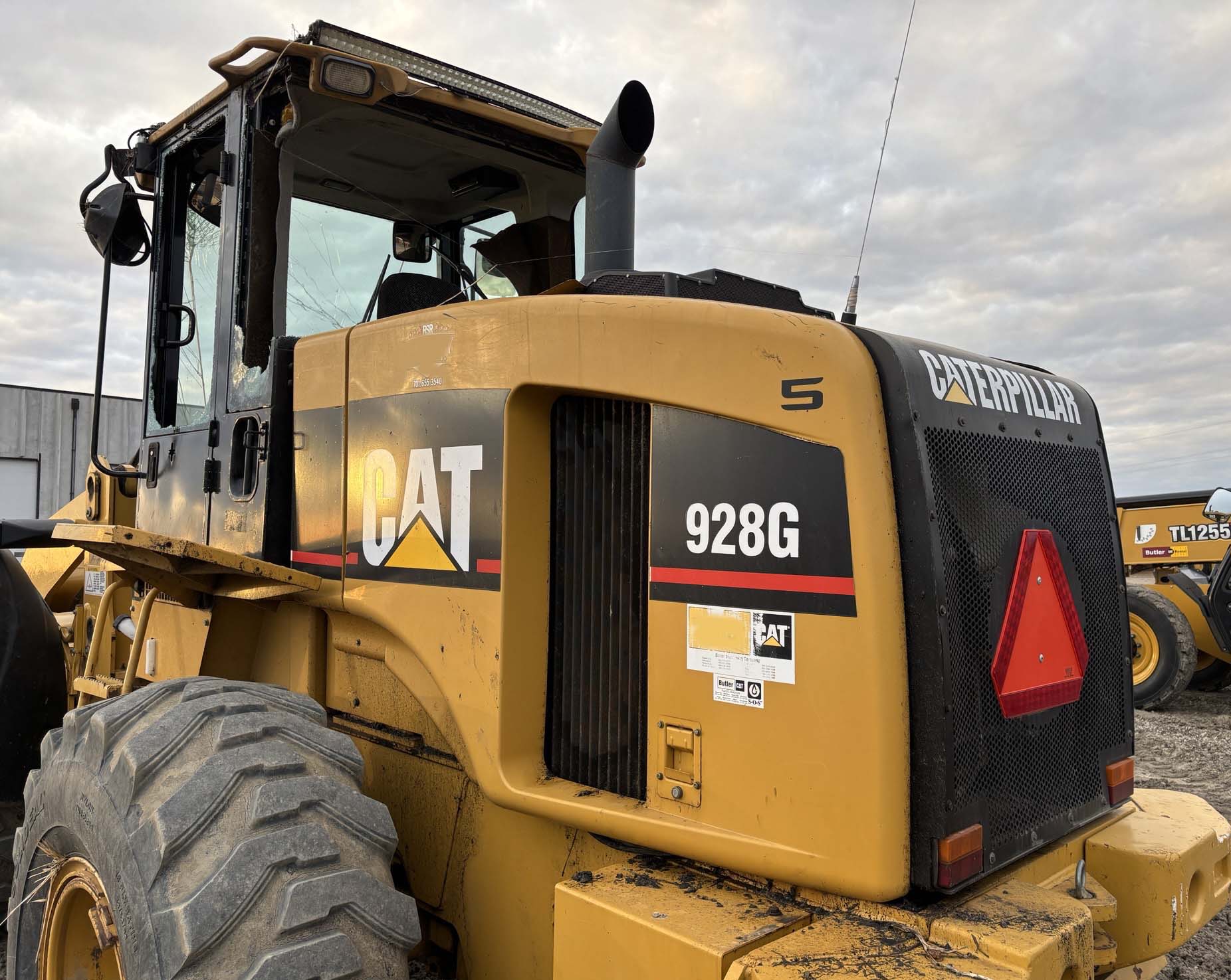 2004 Caterpillar 928G Wheel Loader - Image 32