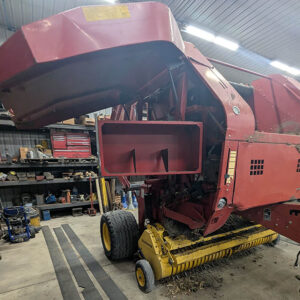 2005 New Holland BR780 Baler