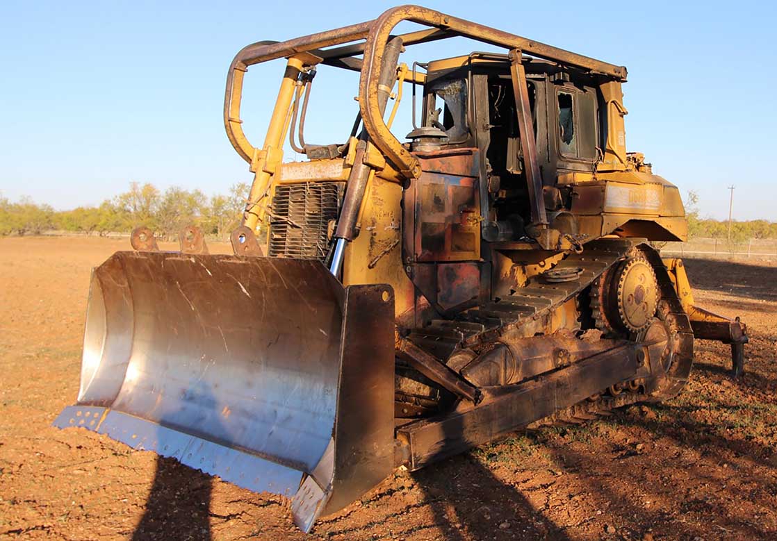2006 Caterpillar D6R Dozer - Image 2