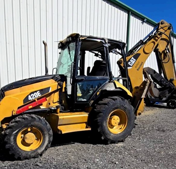 2007 Caterpillar 420E Backhoe - Image 2