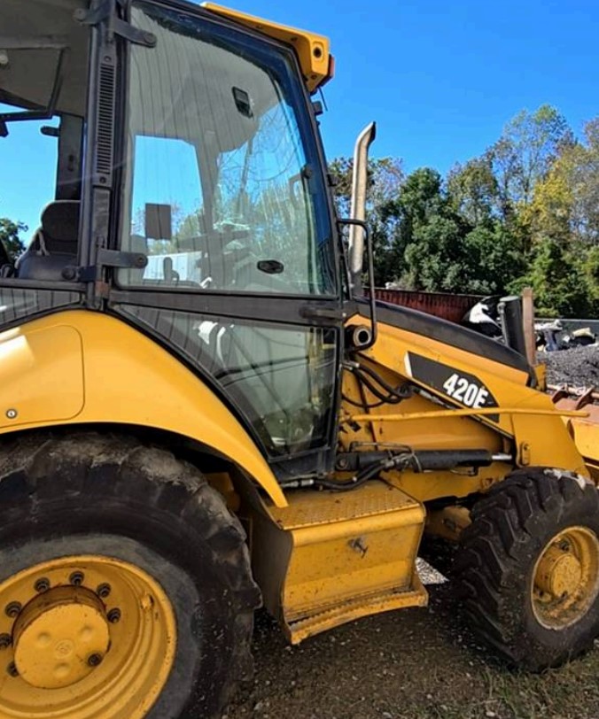 2007 Caterpillar 420E Backhoe - Image 6