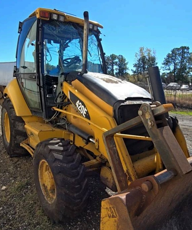 2007 Caterpillar 420E Backhoe - Image 7