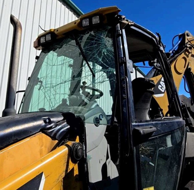 2007 Caterpillar 420E Backhoe - Image 8