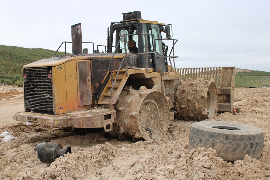 2007 Caterpillar 826H Compactor - Image 10
