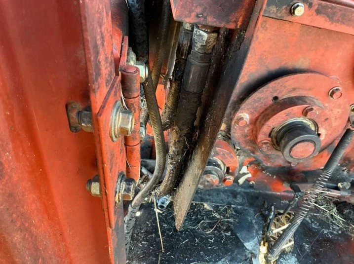 2008 Hesston 856A Baler - Image 17