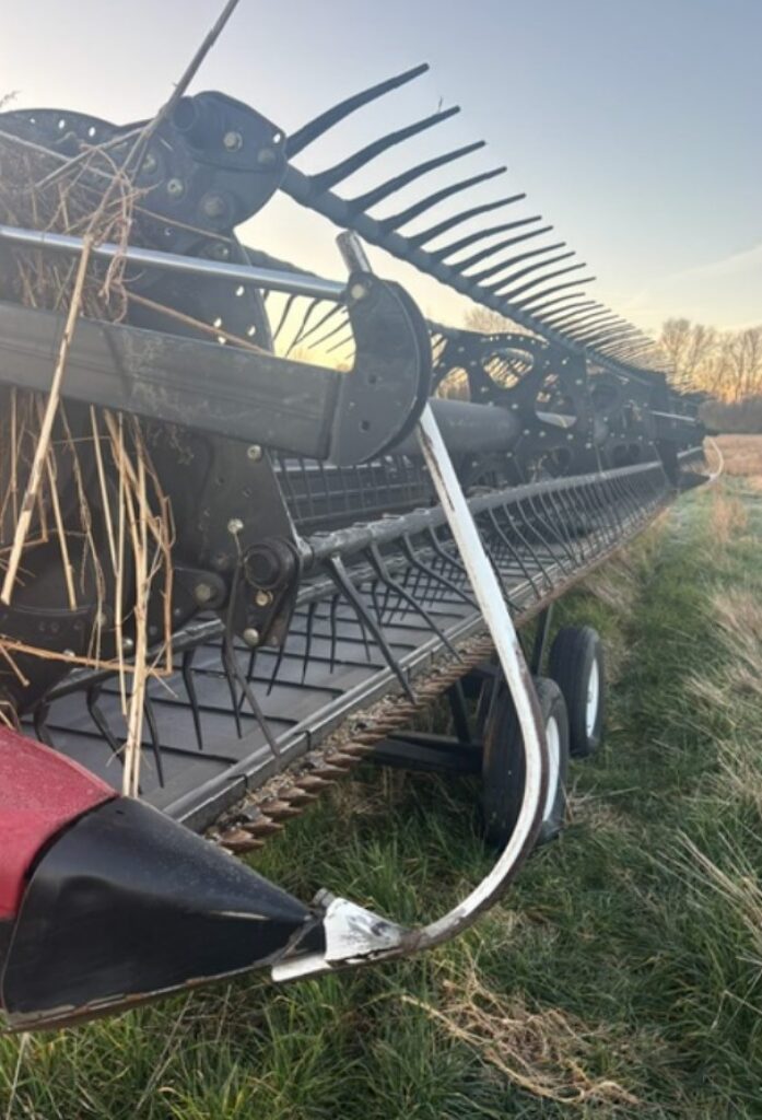 [Auction]: 2009 Case IH 2162 Header | Indiana | damaged | CAG